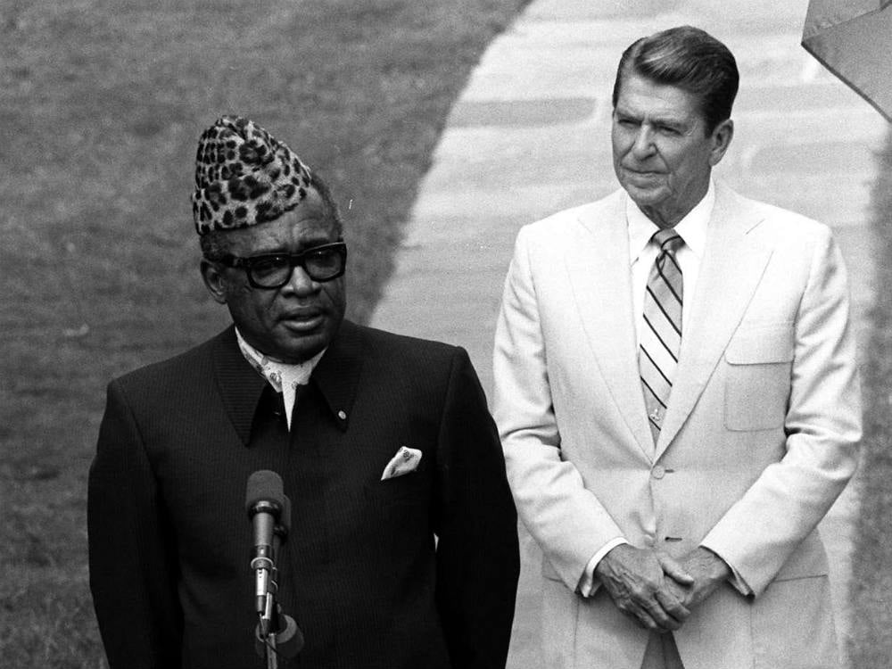 http://www.jeuneafrique.com/medias/2017/05/16/mobutu-reagan.jpg