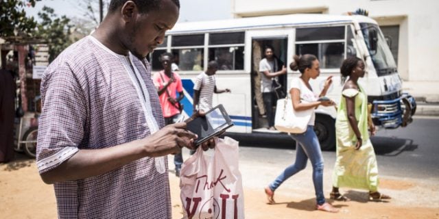 Télécoms : Xavier Niel, Yerim Sow et la famille Hiridjee rachètent Tigo Sénégal