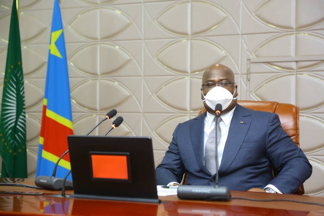 Le président Félix Tshisekedi, lors d'une réunion de crise sur la cornavirus, le 28 mars 2020, à la présidence. © Présidence RDC