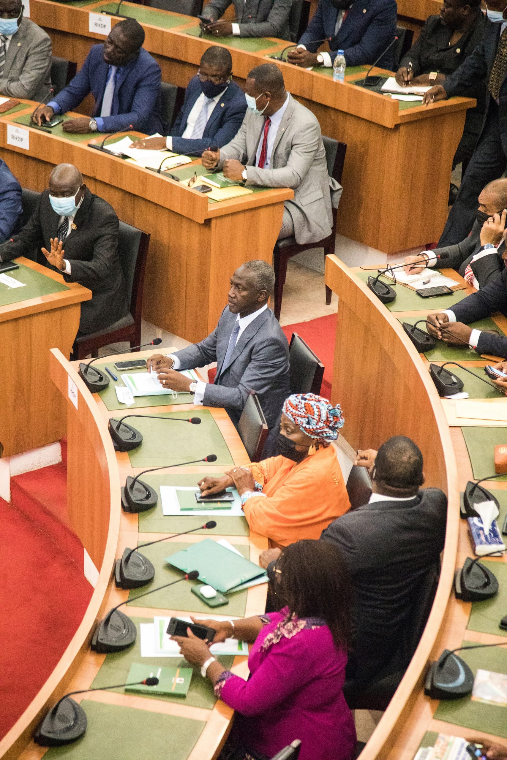 Adama Bictogo, à l'Assemblée nationale ivoirienne, à Abidjan, le 5 mai 2021. © OMAR POUR JA