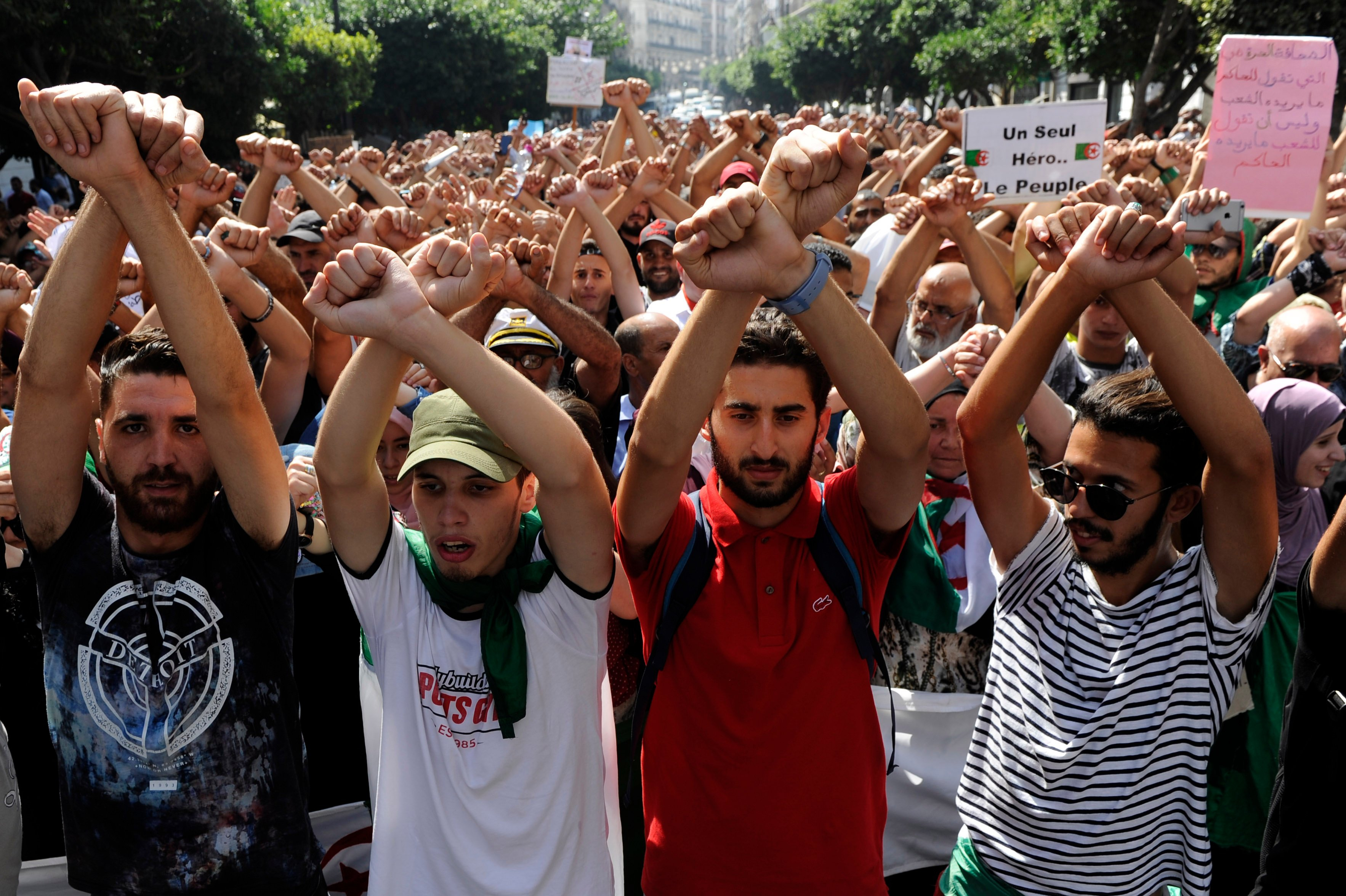 Après une série d’arrestations de manifestants, les étudiants dénoncent une tentative d’étouffement du mouvement. © Samir Sid
