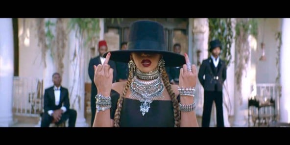 Formation, le titre interprété par la chanteuse lors du Super Bowl. © CAPTURE D’ÉCRAN