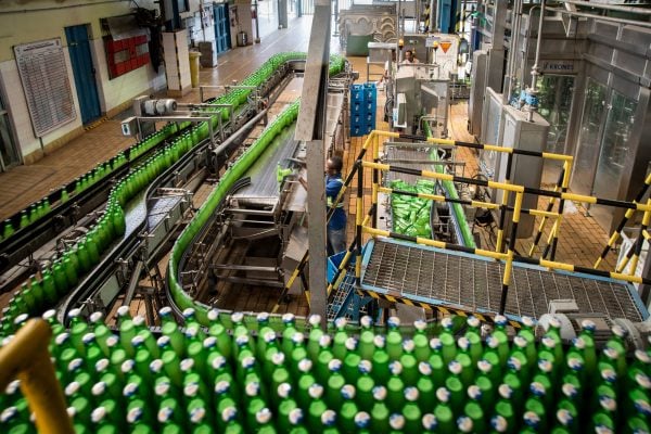 La consommation annuelle de bière par habitant est en moyenne de 13 litres en Afrique,contre 65 litres en Europe. Ici, un événement organisé par la marque à Lagos. © Rosalie Colfs/Heineken