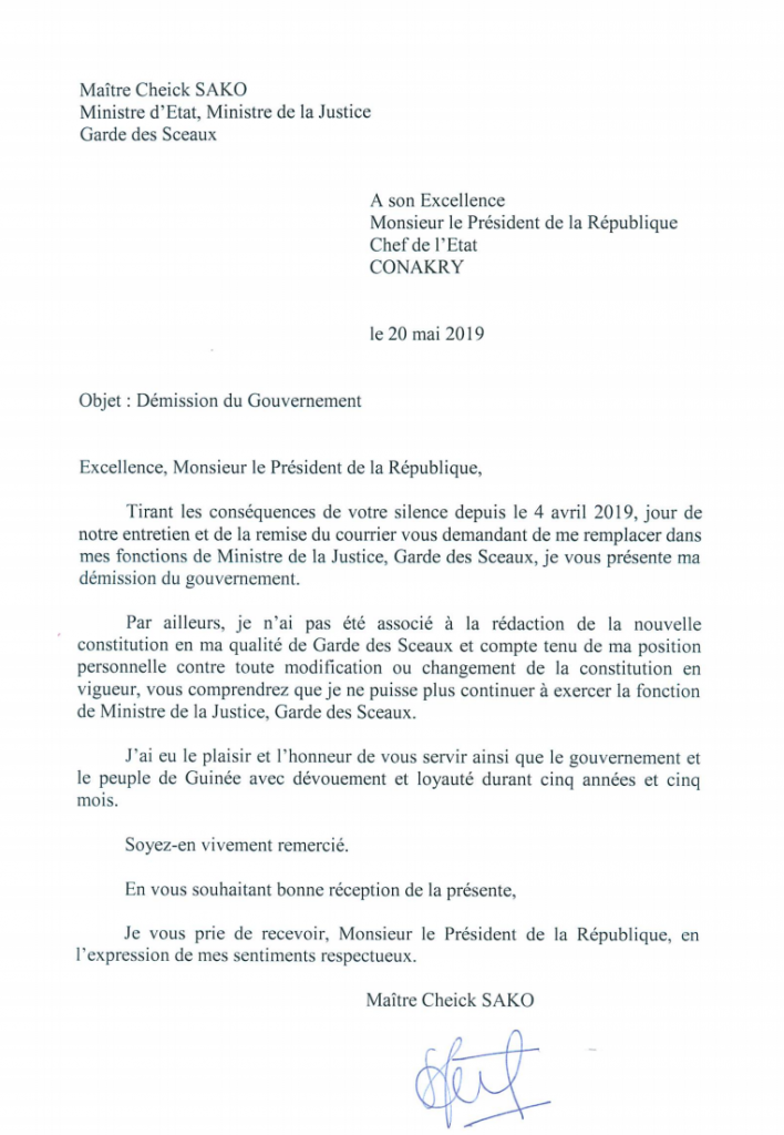 La lettre de démission de Cheick Sako de son poste de ministre de la Justice, adressée le 20 mai au président guinéen Alpha Condé. © DR