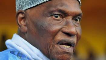 Abdoulaye Wade, 84 ans, va se présenter à la prochaine présidentielle, en 2012.