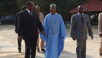 De g. à d. : Lansana Kouyaté, Cellou Dalein Diallo et Sidya Touré.