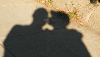Au Cameroun, les homosexuels sont obligés de se cacher pour vivre leur sexualité.