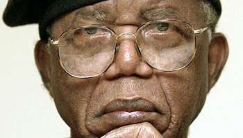 Chinua Achebe, auteur du best seller things fall appart.