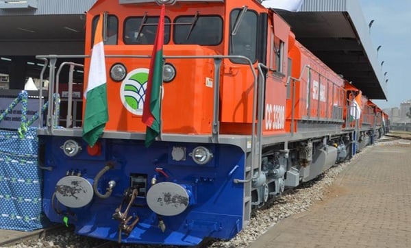 Sitarail est une filiale du Groupe Bolloré qui en détient 67 %, la Côte d’Ivoire et le Burkina en sont également actionnaires (15 % chacun). © DR