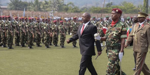 Le président burundais Pierre Nkurunziza au défilé militaire à l’occasion de la fête de l’Indépendance du Burundi, le 1er juillet 2015, à Bujumbura.