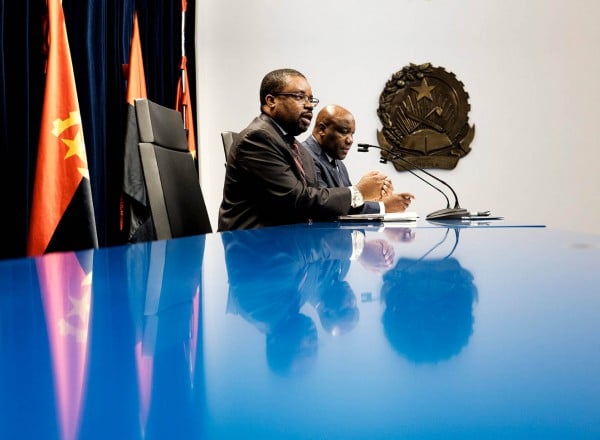 Le ministre des Finances de l’Angola, Armando Manuel, a demandé l’aide de l’institution internationale début avril. © JOOST DE RAEYMAEKER/MAXPPP