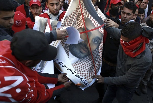 Manifestation Palestinienne contre le déménagement de l'ambassade américaine à Jérusalem. Le roi Saoudien, Ben Salman a aussi été mis à l'honneur.