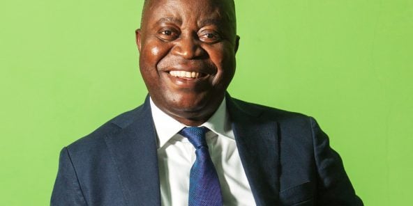 Le député national et ancien Premier ministre de la République démocratique du Congo, Adolphe Muzito, le 12 septembre 2015. © Gwenn Dubourthoumieu / Jeune Afrique