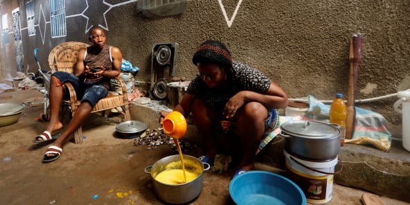 Une famille de déplacés originaires du Nord-Ouest, à Yaoundé. La crise a fait entre 180 000 et 200 000 déplacés internes.