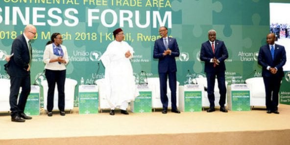 Au sommet de l'UA à Kigali, le 20 mars 2018, lors de la signature de l'accord sur la Zlec.
