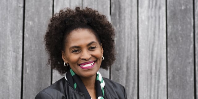 Nunu Ntshingila (Facebook) : « Le principal obstacle à notre développement en Afrique vient du coût encore élevé de la data » – Jeune Afrique