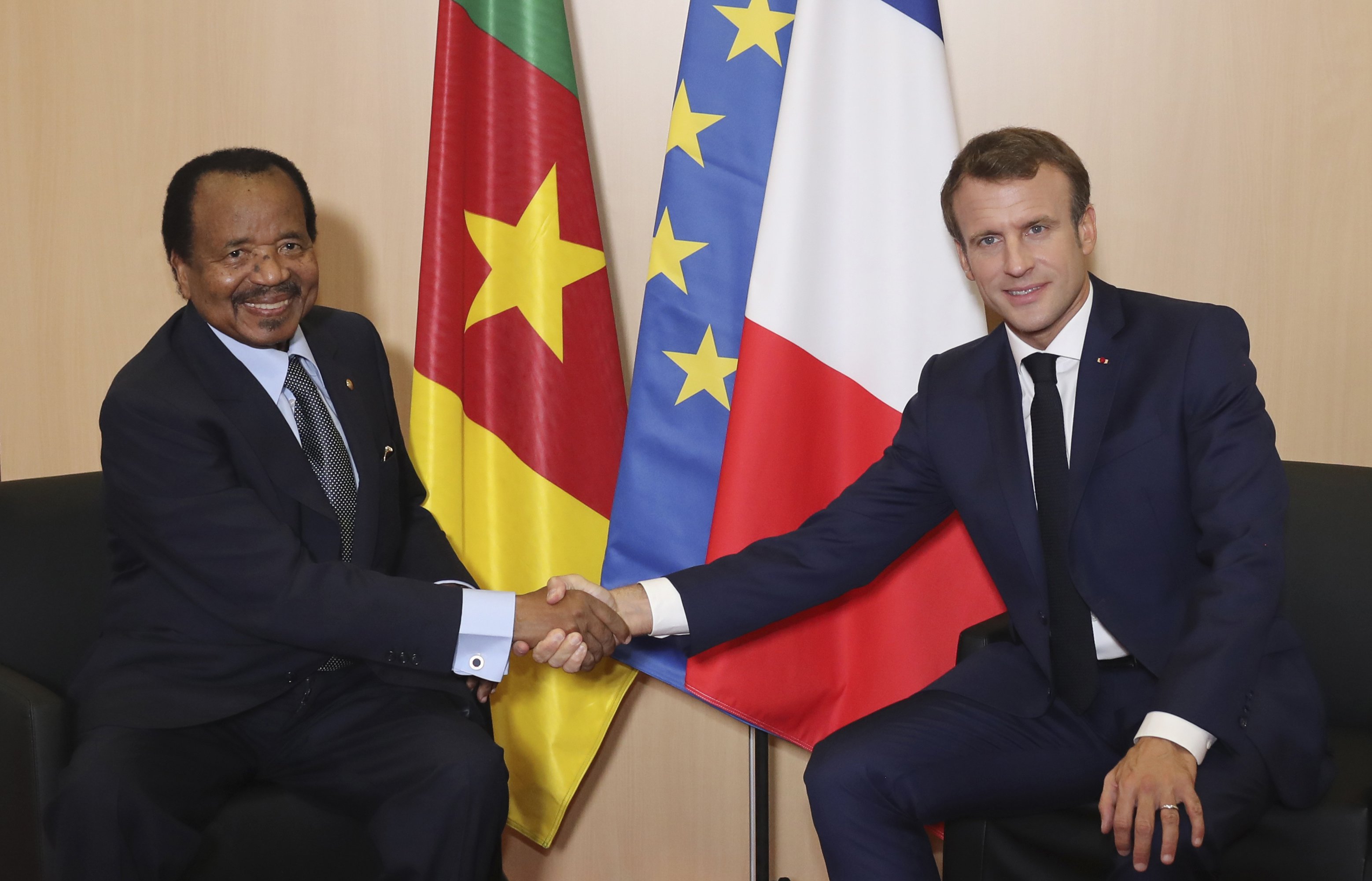 Rencontre bilatérale entre le président camerounais Paul Biya et le chef de l'Etat français Emmanuel Macron, le 10 octobre 2019.