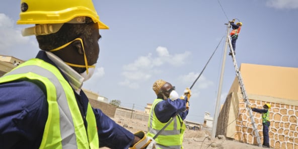 Un chantier d'installation de fibre optique à Djibouti.