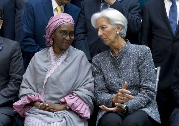 La ministre des Finances nigériane, Zainab Ahmed, le 13 avril à Washington, avec Christine Lagarde, alors directrice du FMI.