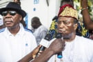 Les ex-présidents Thomas Boni Yayi et Nicéphore Soglo, à Cotonou, le 19 avril 2019.