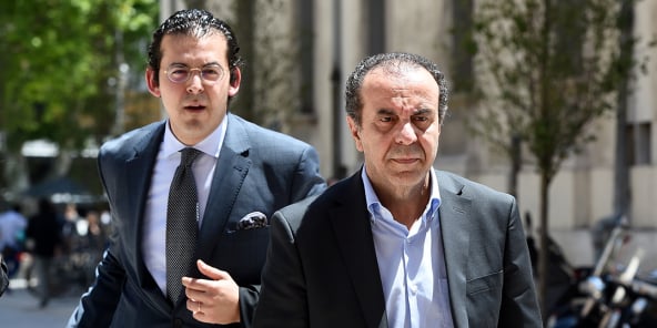 Belhassen Trabelsi (à droite) arrive au tribunal d’Aix-en-Provence, le 19 juin 2019.