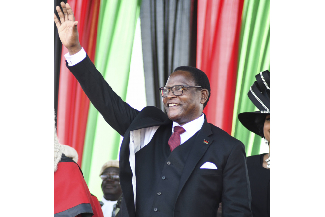 Malawi : élu président, l'opposant Lazarus Chakwera a prêté serment