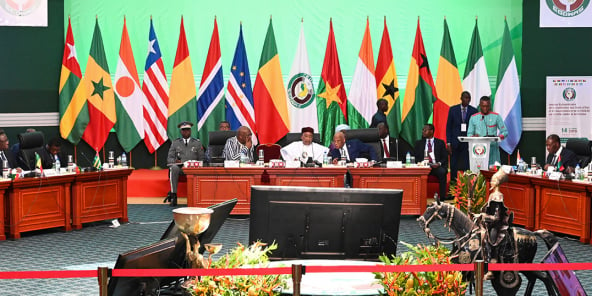 Sommet extraordinaire du 14 septembre 2019, à Ouagadougou, consacré à la lutte contre le terrorisme et à l’avenir du G5 Sahel.