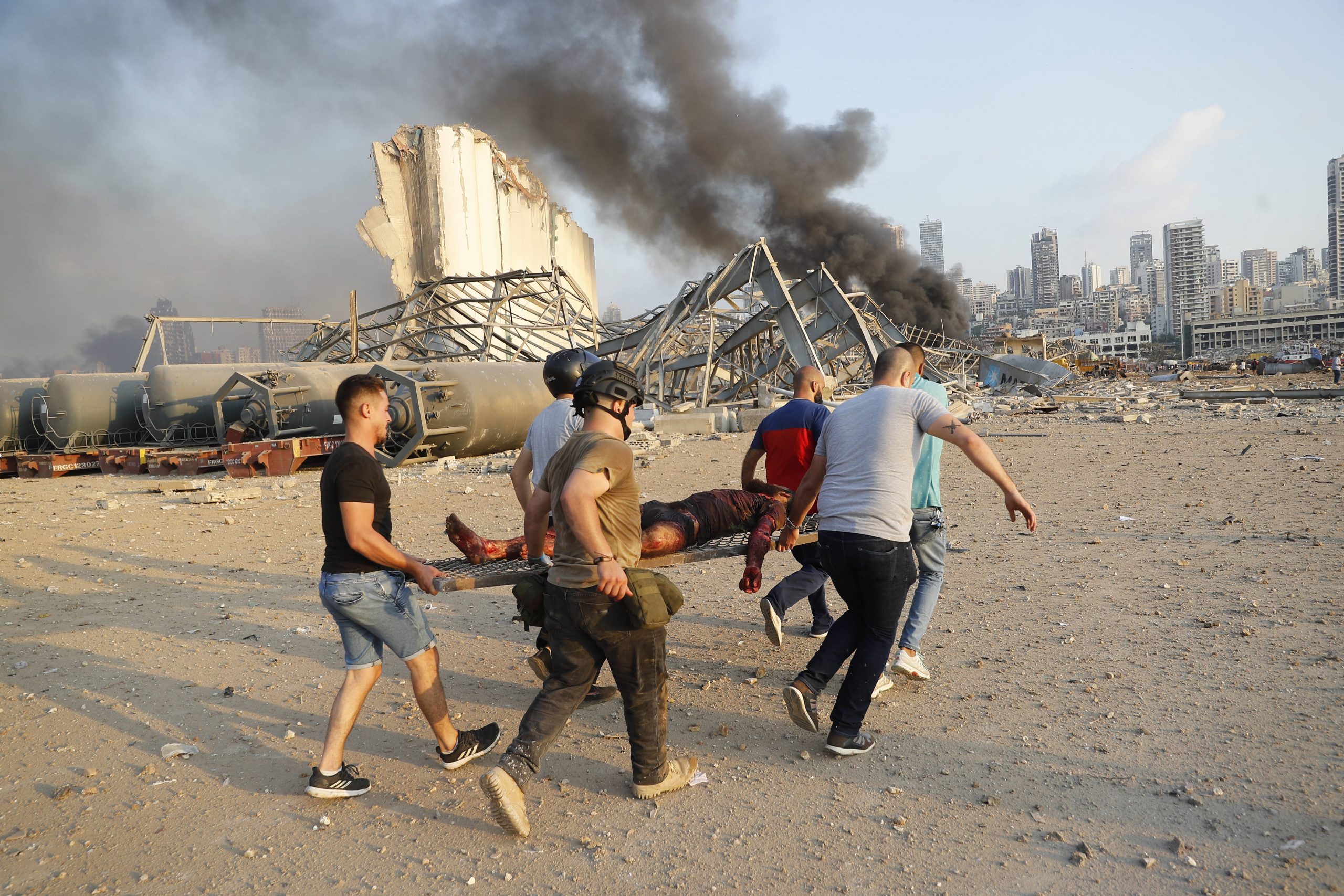Люди умерли 2020. Ливан Бейрут взрыв 4 августа 2020.