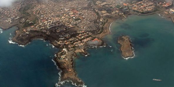Vue aérienne de la capitale du Cap-Vert, Praia