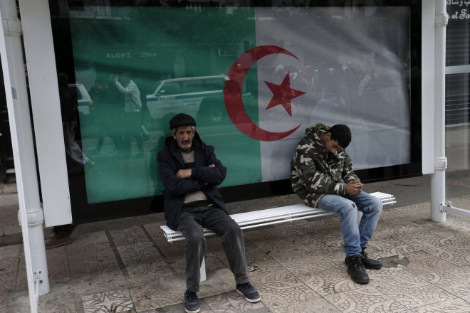 La réforme constitutionnelle a-t-elle raté son rendez-vous avec les Algériens ?