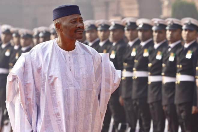 La dépouille de l'ex-président malien Amadou Toumani Touré arrivée à Bamako