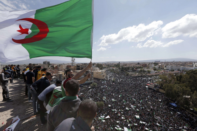 [Tribune] Réveillée par le Hirak, l'Algérie doit apprendre la démocratie