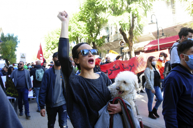 Près de 2 000 manifestants à Tunis contre la politique sécuritaire répressive