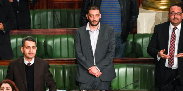 Le député tunisien Yassine Ayari (au centre), le 15 février 2018 au Parlement, à Tunis.