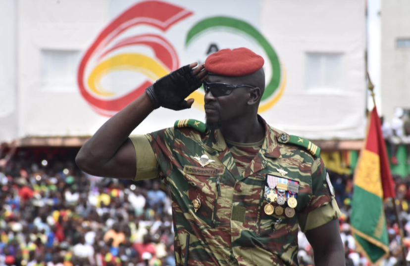 Le lieutenant-colonel Mamady Doumbouya, commandant des Forces spéciales guinéennes, lors d’un défilé militaire en 2019.