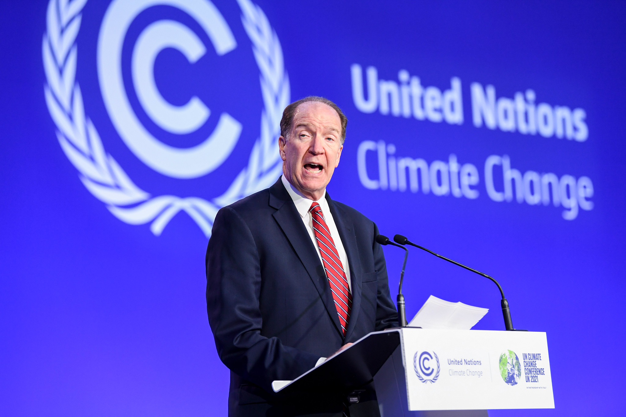 David Malpass, président du Groupe de la Banque mondiale, s’exprimant lors la Conférence de Glasgow sur les changements climatiques, le 1er novembre 2021.